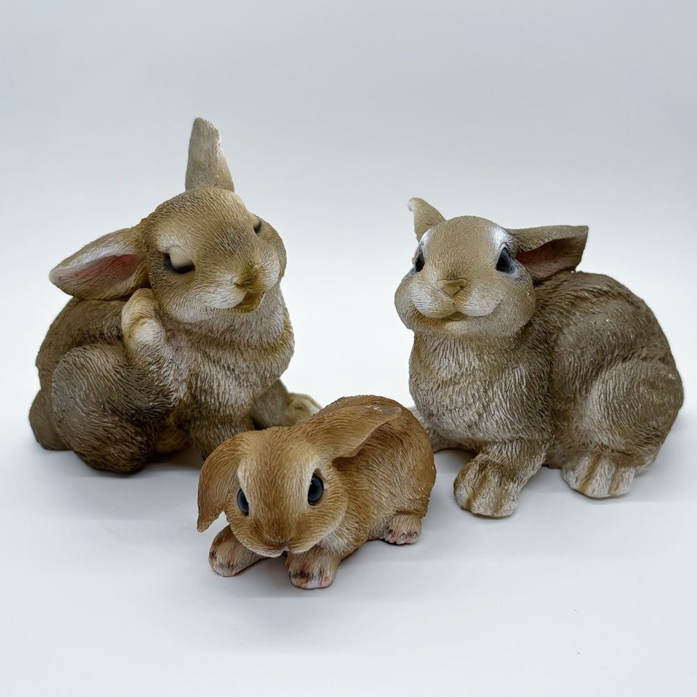 Easter Decor Bunny Rabbit Family Resin Figures Set of 3